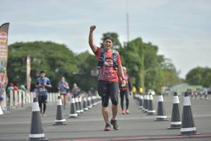 BIB: 0358
                            <button type="button" onclick="openModal(4913063)" class="btn btn-primary btn-sm float-right btn-popup" data-toggle="modal" data-target=".modal-high-quality">
                        <i class="fas fa-shopping-cart"></i> Add to Cart
                    </button>
                                            <button type="button" onclick="isThisMe(4913063, true)" class="btn btn-success btn-sm float-right btn-popup btn-isme hidden" data-toggle="tooltip" data-placement="bottom" title="นี่คือรูปของคุณใช่ไหม คลิกที่นี่เพื่อเอาเข้าอัลบั้ม">
                        <i class="fas fa-plus"></i> Add to album
                    </button>
                    <button type="button" onclick="isThisMe(4913063, false)" class="btn btn-warning btn-sm float-right btn-popup btn-isnotme hidden">
                        <i class="fas fa-ban"></i> Remove from album
                    </button>